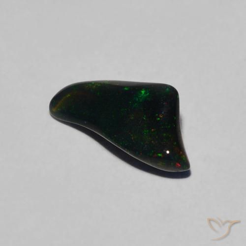 Ópalo Multicolor natural de 0.57 ct, Elegante, Translúcido