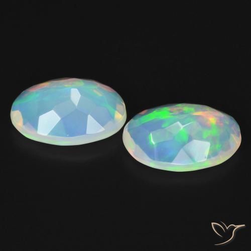 Gemas de Ópalo Blanco azulado natural de 2.48 ct, Ovalada, Transparente