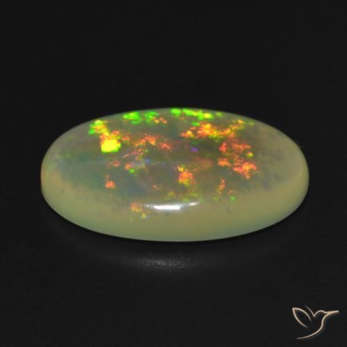 Ópalo Multicolor natural de 4.41 ct, Ovalada, Translúcido