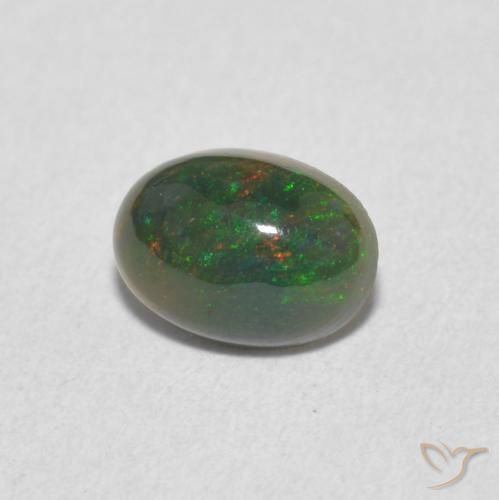 Ópalo Multicolor natural de 0.55 ct, Ovalada, Opaco
