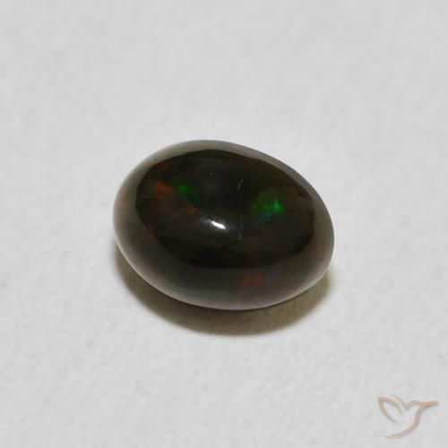 Ópalo Multicolor natural de 0.67 ct, Ovalada, Opaco