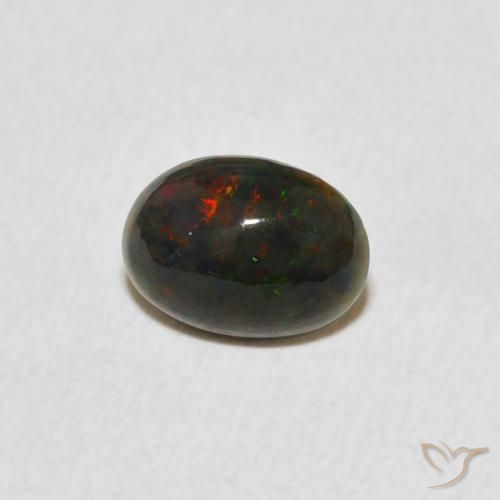 Ópalo Multicolor natural de 0.67 ct, Ovalada, Opaco
