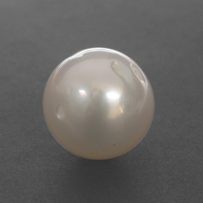 Perla Crema natural de 8.28 ct, Esfera / Bola, Opaco