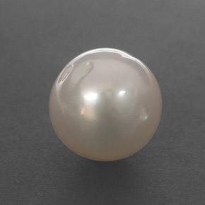 Perla Crema natural de 8.28 ct, Esfera / Bola, Opaco