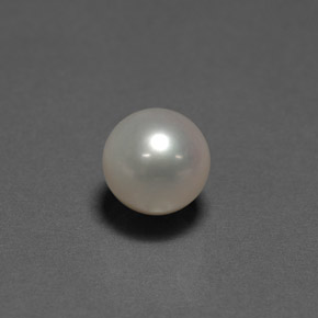 Perla crema natural de 4,47 ct, esfera / bola, opaco