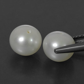 Gemas de perla crema natural de  ct, esfera / bola, opaco