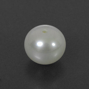 Perla crema natural de 3,55 ct, esfera / bola, opaco