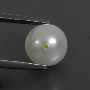 Perla crema natural de 3,55 ct, esfera / bola, opaco