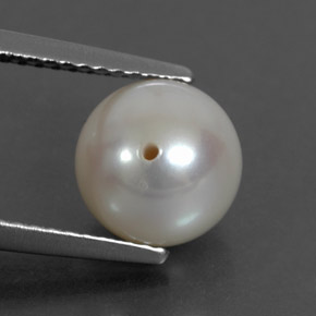 Perla crema natural de 3,81 ct, esfera / bola, opaco