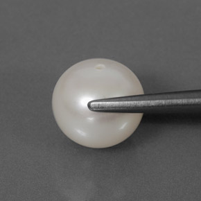 Perla blanco natural de 3,71 ct, esfera / bola, opaco