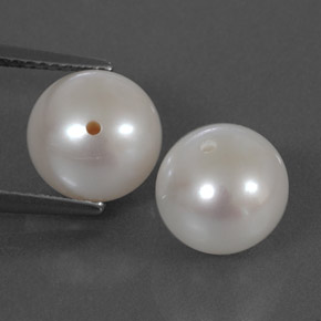 Gemas de perla crema natural de  ct, esfera / bola, opaco