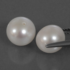 Gemas de perla crema natural de  ct, esfera / bola, opaco