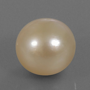 Perla amarillo natural de 14,95 ct, esfera / bola, opaco