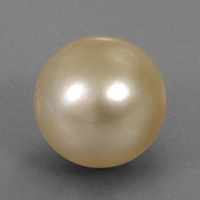 Perla amarillo natural de 14,91 ct, esfera / bola, opaco