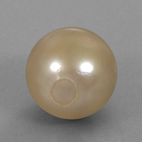 Perla amarillo natural de 14,27 ct, esfera / bola, opaco