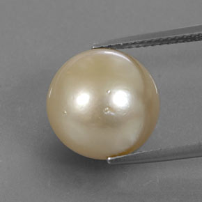 Perla Dorado claro natural de 13.11 ct, Esfera / Bola, Opaco