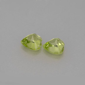 Gemas de peridoto verde natural de  ct, forma de corazón, VS