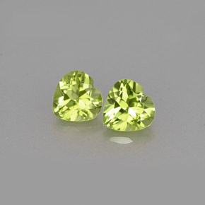 Gemas de peridoto verde natural de  ct, forma de corazón, VS