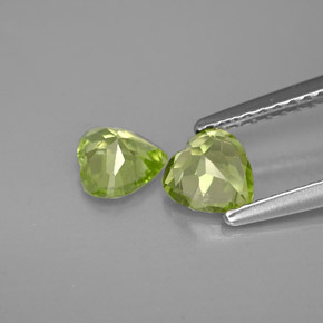 Gemas de peridoto verde natural de  ct, forma de corazón, VVS-VS