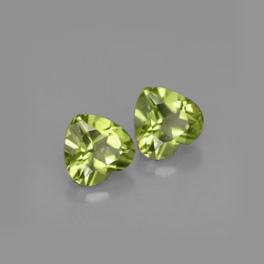Gemas de peridoto verde natural de  ct, forma de corazón, VS