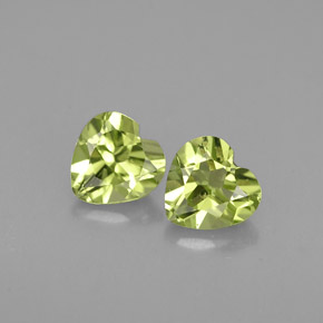 Gemas de peridoto verde natural de  ct, forma de corazón, VS