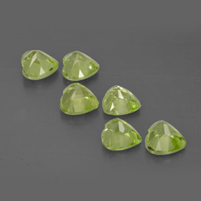 Gemas de peridoto verde natural de  ct, forma de corazón, VS