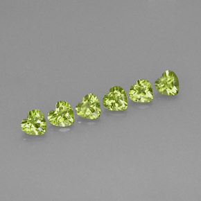 Gemas de peridoto verde natural de  ct, forma de corazón, VS