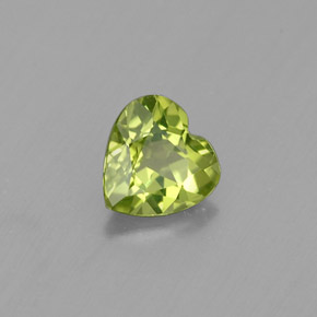 Peridoto verde natural de 0,44 ct, forma de corazón, VS