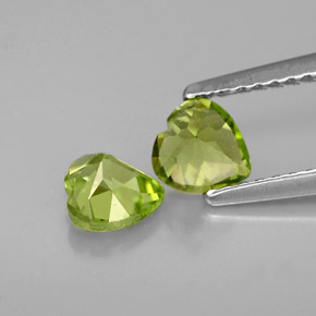 Gemas de peridoto verde natural de  ct, forma de corazón, VS