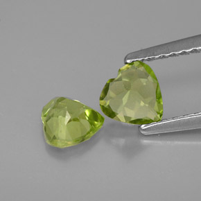 Gemas de peridoto verde natural de  ct, forma de corazón, VS