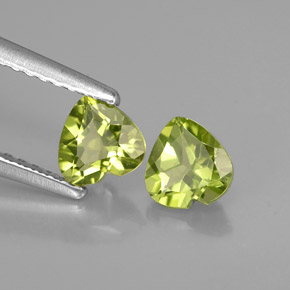 Gemas de peridoto verde natural de  ct, forma de corazón, VVS-VS