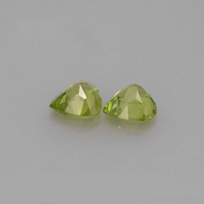 Gemas de peridoto verde natural de  ct, forma de corazón, VVS-VS