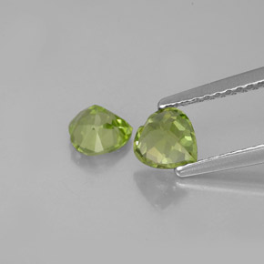 Gemas de peridoto verde natural de  ct, forma de corazón, VS