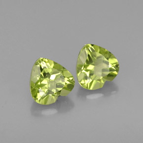 Gemas de peridoto verde natural de  ct, forma de corazón, VS