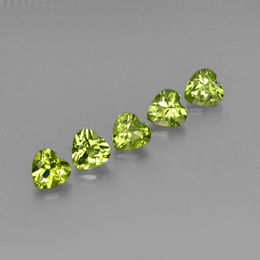 Gemas de peridoto verde natural de  ct, forma de corazón, VS