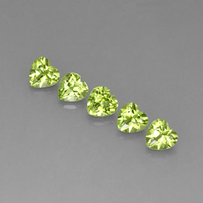 Gemas de peridoto verde natural de  ct, forma de corazón, VS