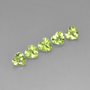 Gemas de peridoto verde natural de  ct, forma de corazón, VS