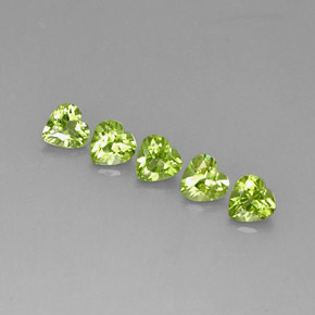 Gemas de peridoto verde natural de  ct, forma de corazón, VVS-VS