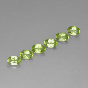 Gemas de peridoto verde natural de  ct, corte óvalo, VS