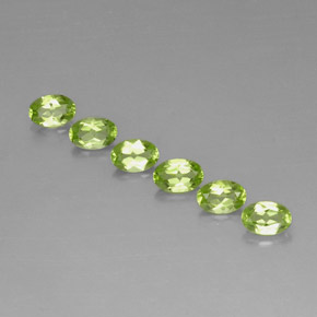 Gemas de peridoto verde natural de  ct, corte óvalo, VS