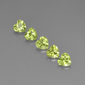 Gemas de peridoto verde natural de  ct, forma de corazón, VS