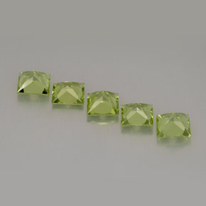 Gemas de peridoto verde natural de  ct, cuadrado, VS