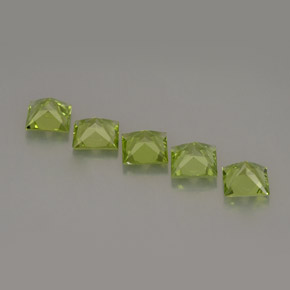 Gemas de peridoto verde natural de  ct, cuadrado, VS