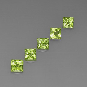 Gemas de peridoto verde natural de  ct, cuadrado, VVS-VS