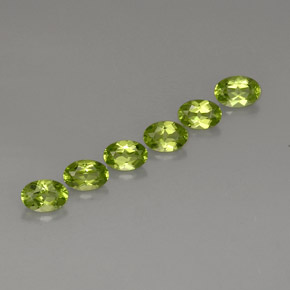 Gemas de peridoto verde natural de  ct, corte óvalo, VVS-VS