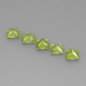 Gemas de peridoto verde natural de  ct, cuadrado, VVS-VS