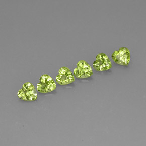 Gemas de peridoto verde natural de  ct, forma de corazón, VVS-VS