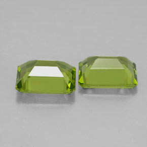 Gemas de peridoto verde natural de  ct, corte esmeralda, VVS