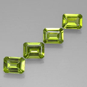 Gemas de peridoto verde natural de  ct, corte esmeralda, VVS