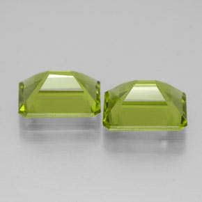 Gemas de peridoto verde natural de  ct, corte esmeralda, VVS